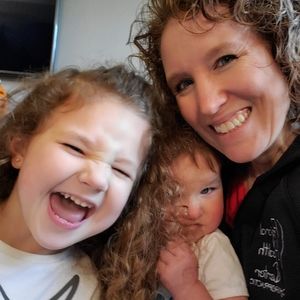 Meet your Posher, Edith